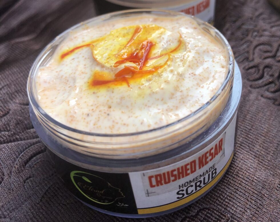etirad organic crushed kesar scrub