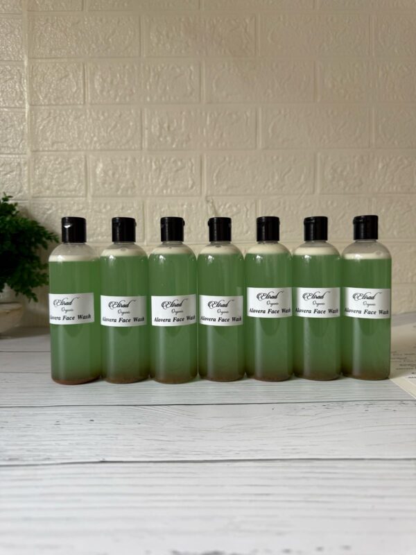 Aloe Vera Walnut Milky Face Wash - Image 2